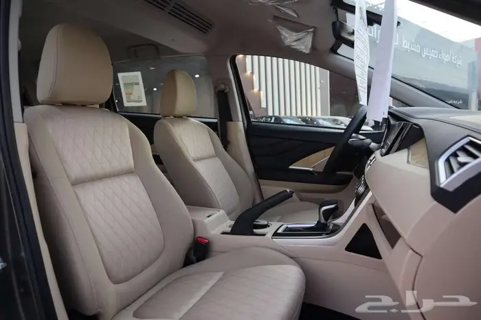 ميتسوبيشي اكسباندر فل كامل 2025 سعودي فرع جدة 12