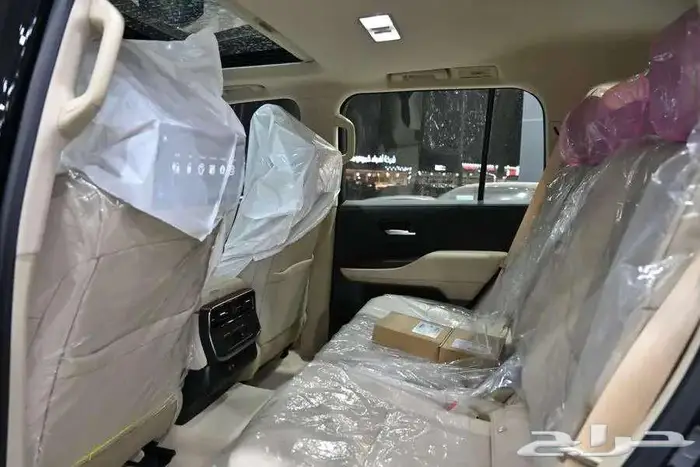 تويوتا لاند كروزرL4- بنزين 2026 بطاقة جمركية-سعودى 11