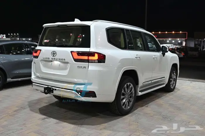 تويوتا لاند كروزرL4- بنزين 2026 بطاقة جمركية-سعودى 6