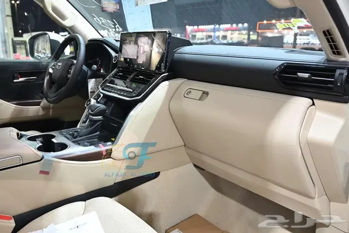 تويوتا لاند كروزرL4- بنزين 2026 بطاقة جمركية-سعودى 15