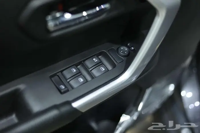 تويوتا رايز فل رمادي بنزين 2024 اقل سعر كاش واقساط 11