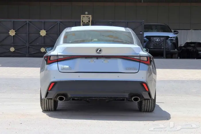 لكزس - is 350 - CC - خليجي - نص فل - 2025 7