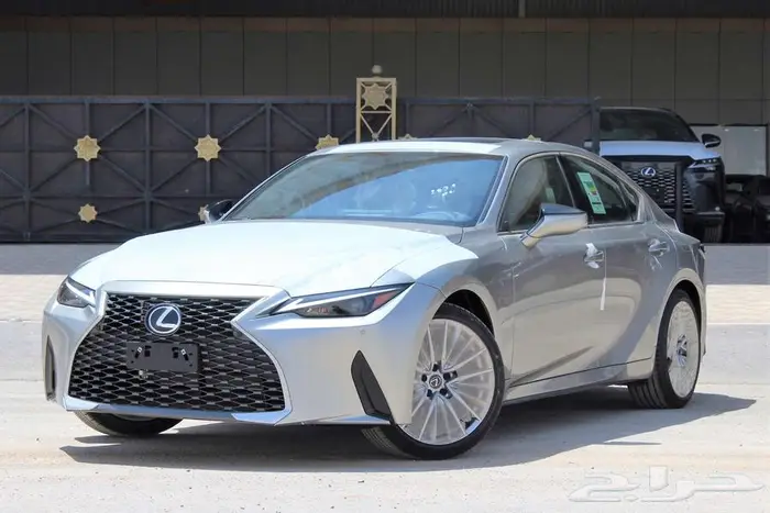 لكزس - is 350 - CC - خليجي - نص فل - 2025 4