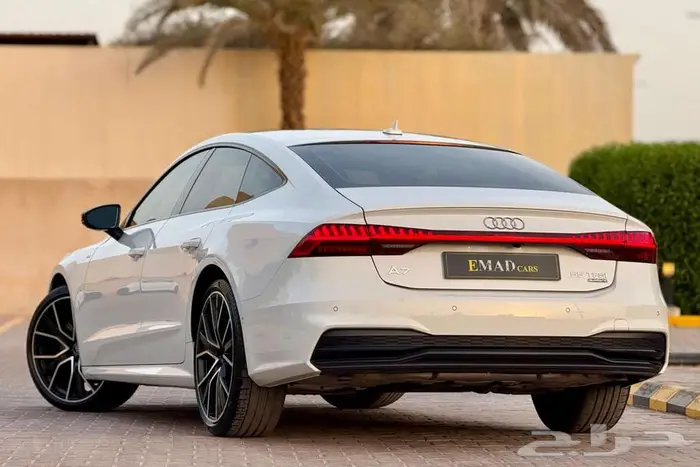 اودي A7 ابيض 2022 سعودي 3