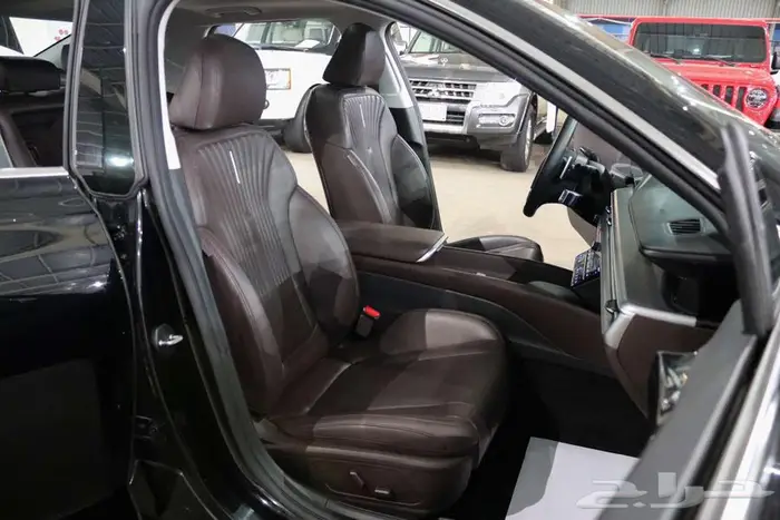 هونداي ازيرا 2023 ميد 16