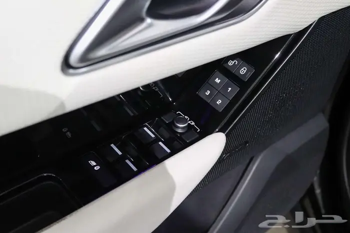 رانج روفر فيلار 2019 بلاك ايديشين V4 20