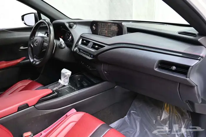 لكزس UX200 F SPORT 2019 سعودي 18