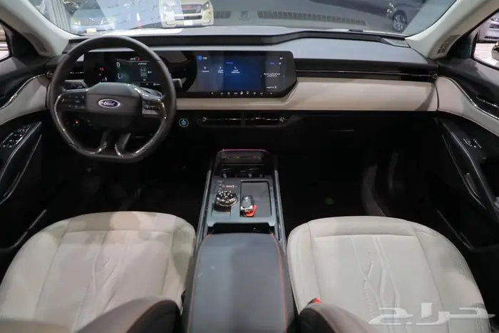 فورد توروس فل كامل تيتانيوم بانوراما جلد موديل 2026 12