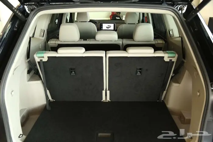 اكتشف القوة مع فولكس فاجن تيرامونت كمفورت لاين 2025 14