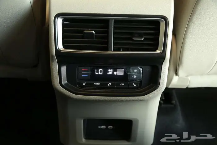 اكتشف القوة مع فولكس فاجن تيرامونت كمفورت لاين 2025 18