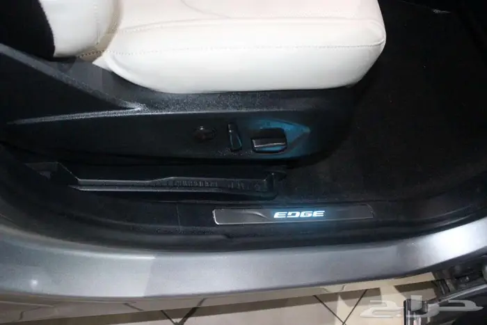 فورد ايدج تيتانيوم 2020 بانوراما بطاقة جمركية أمريكي 37