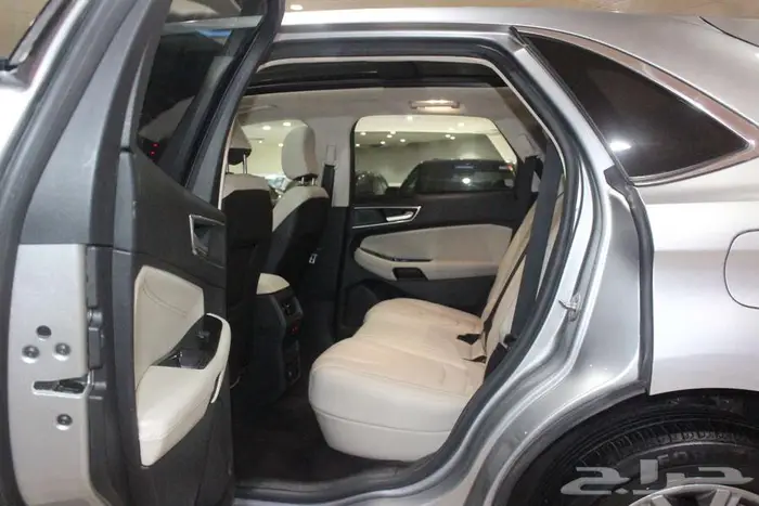 فورد ايدج تيتانيوم 2020 بانوراما بطاقة جمركية أمريكي 60