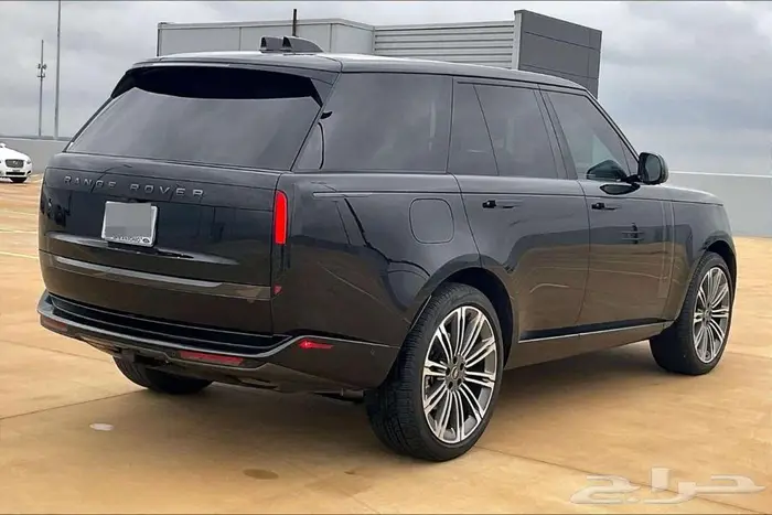 لاند روفر رنج روفر فوج 2024 نظيف بسعر قليل 2