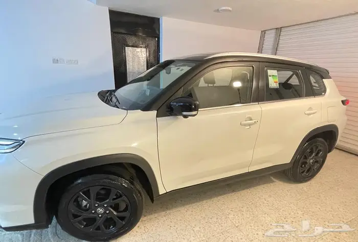 تويوتا اوربان كروز فل كامل 8