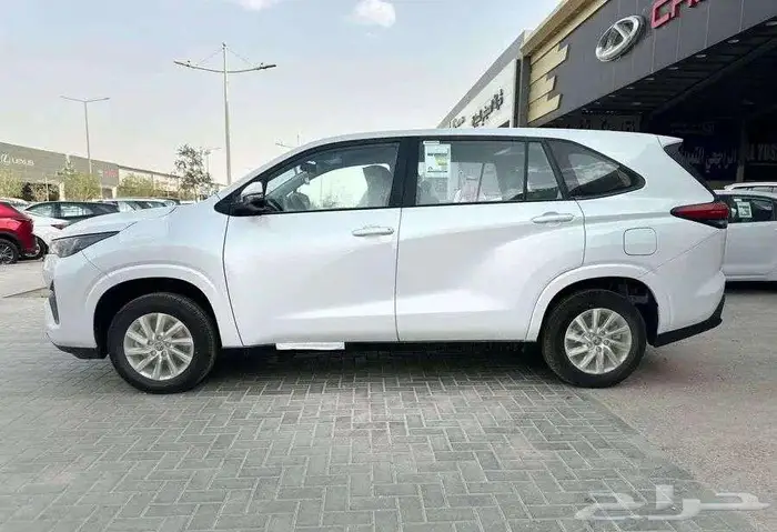 ويوتا انوفا GL 2.0 بنزين 2026 2