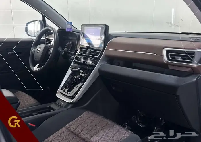 تويوتا انوفا 2025 جميع الفئات باقل سعر بالمملكة بادر بالحجز 4