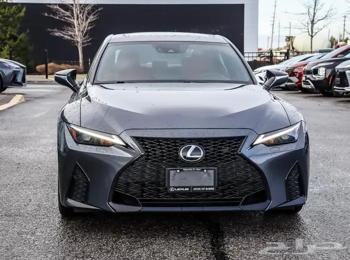 لكزس IS 300 F-SPORT 2   موديل 2023 2