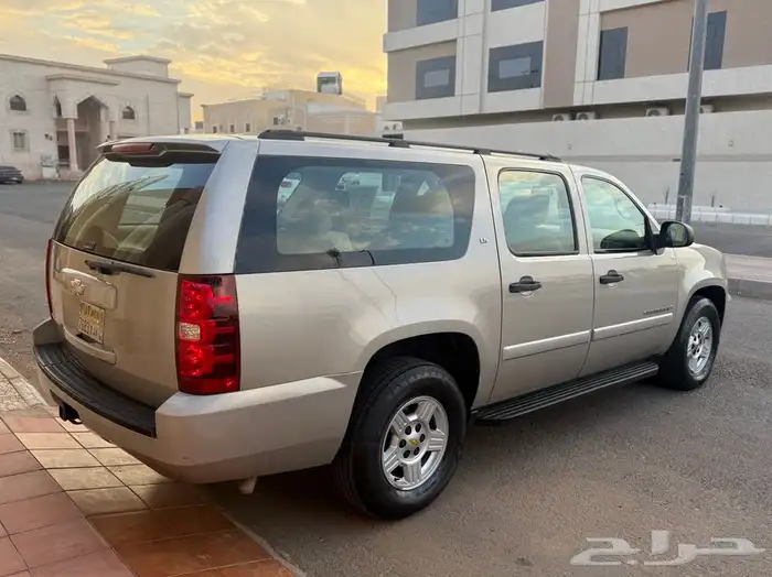 شيفرولية سوبربان 2008 على الشرط ( نظيف جدا  ) 6