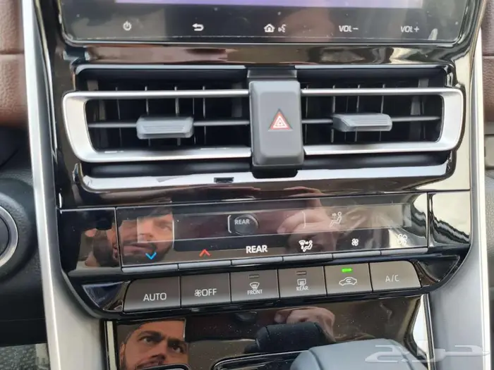 تويوتا انوفا 2026 5