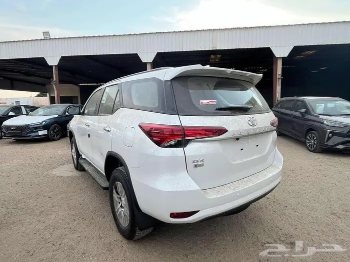 تويوتا فورتشنر GX بانزين دبل 2026 نقد و تقسيط 2