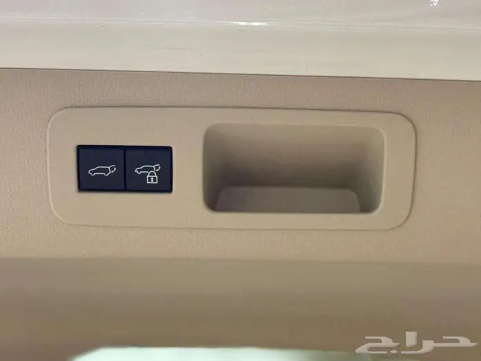 تويوتا لاندكروزر موديل 2025 - L4 بسعر 310650 10