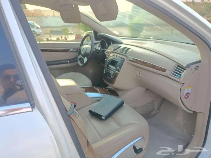 مرسيدس بنز الفئه R300 2