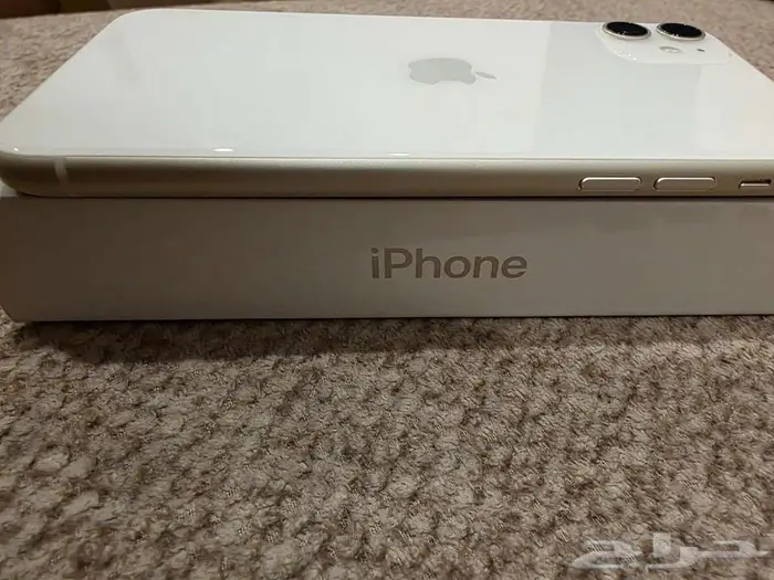 ايفون 11 ابيض 9