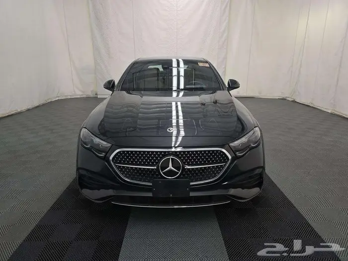 E كلاس اعلى المواصفات 3 شاشات 2025 2