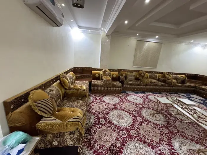 مجلس 20 متر مع زاويتين للبيع 0