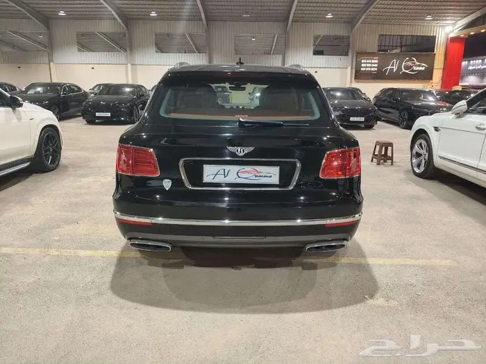 بنتلي بنتياقا موديل 2019 سعودي بدى وكالة 17