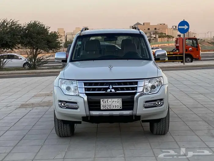 ميتسوبيشي باجيرو فل كامل 2017 1