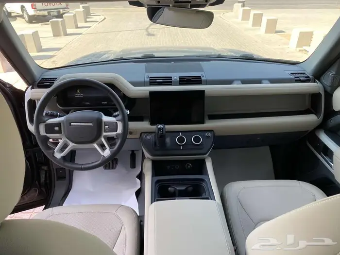 لاند روفر ديفندر 2024 SE 7