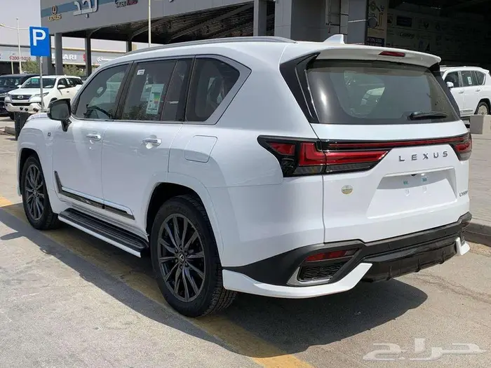 لكزس LX600 F-SPORT اف سبورت سعودى 2025 5