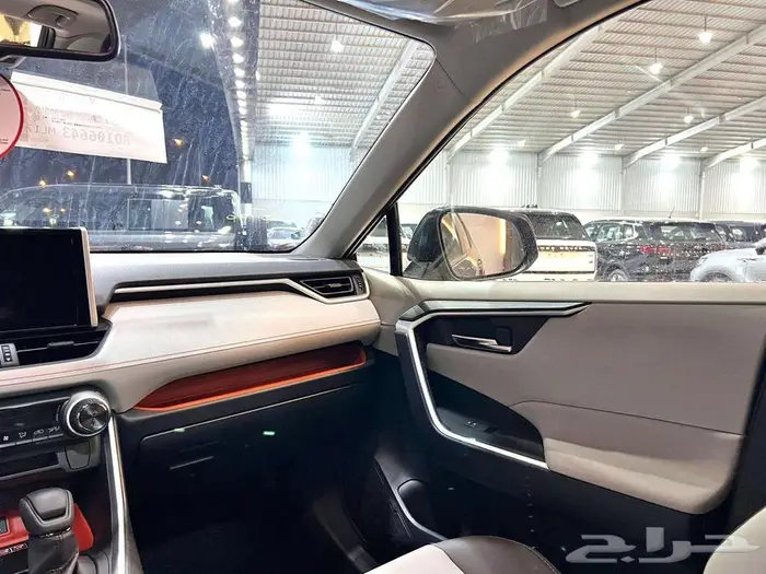 تويوتا راف فور اكس ال اي بنزين فتحة سقف 2025 كاش واقساط 10