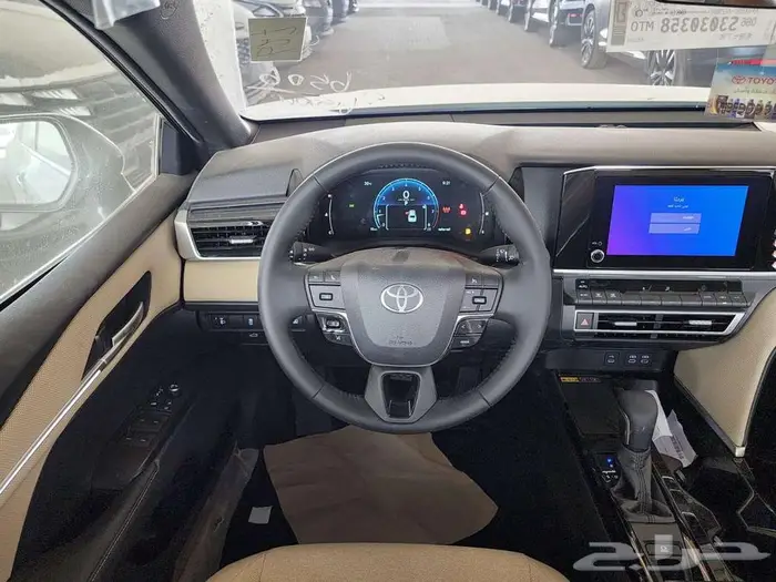 تويوتا كامري LE بنزين 2025 14