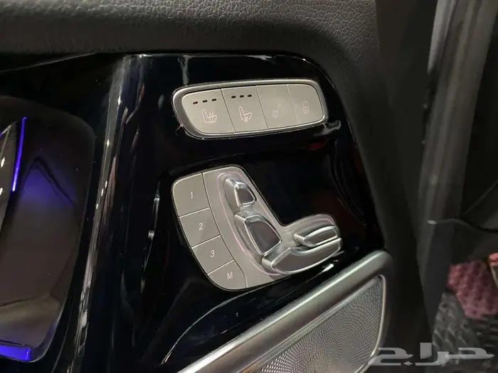 مرسيدس جي 500 موديل 2022 رصاصي ماشيه 65000كم 36