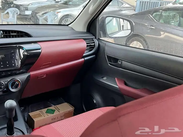 هايلوكس دبل DLX اوتوماتيك ديزل 2025 (بريمي) كاش واقساط 12