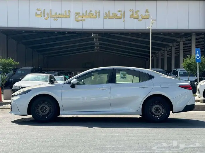كامري E طيس بريمي 2025 بالكاش والاقصاد 6