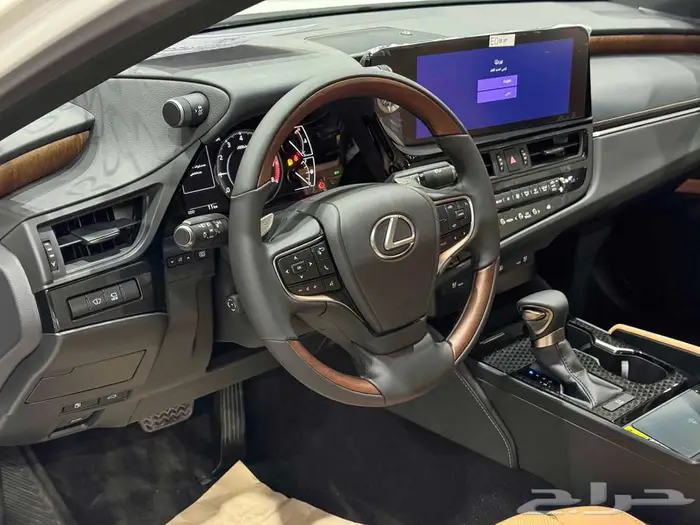 لكزس ES 350 سي سي ابيض بنزين 2025 اقل سعر كاش واقساط 14