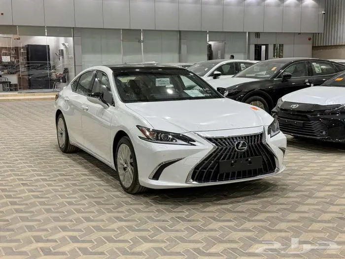 لكزس ES 350 سي سي ابيض بنزين 2025 اقل سعر كاش واقساط 1