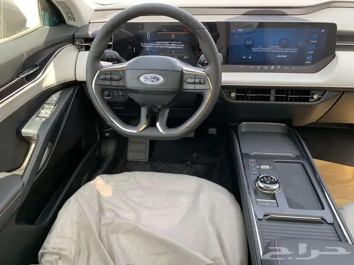 فورد توورس تيتانيوم موديل 2026 سعودي 15