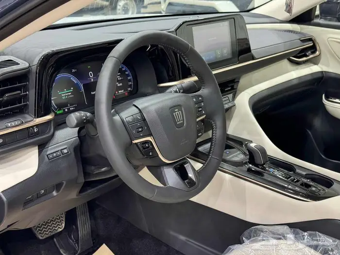 تويوتا كراون برستيج رصاصي هايبرد 2026 اقل سعر كاش واقساط 23