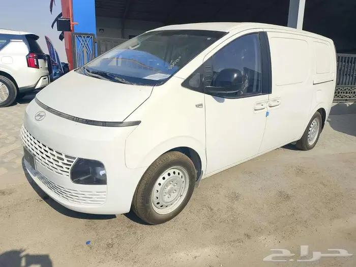 هيونداي ستاريا فان بضاعه ديزل 2.2 موديل 2026 1