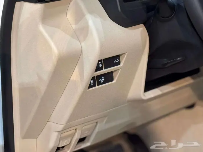 لاند كروزر GXR L4 (بريمي) فل كامل ابواب شفط 2025 كاش واقساط 6