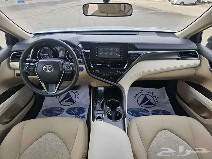 كامري هايبرد LE 2022 9