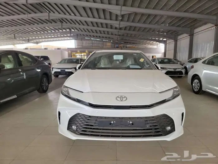 كامري LE 2025 بنزين 2