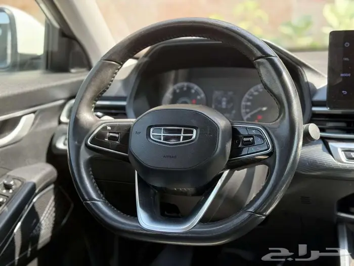 جيلي ام جراند7 نص فل موديل 2023 كاش و اقساط 11