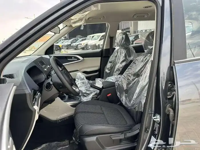 كيا كارينز ستندر 1.5 موديل 2025 شاشه وكاميرا 3