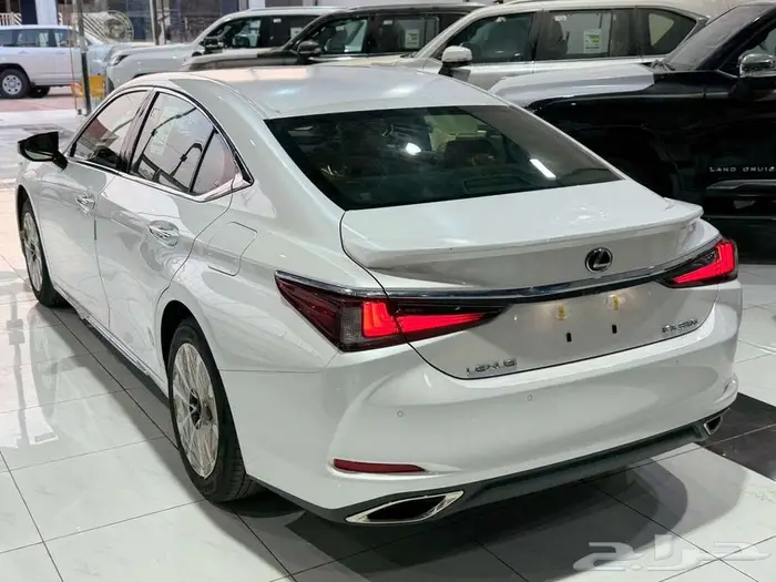 لكزس ES 350 بريمي فتحة سقف 2025 3