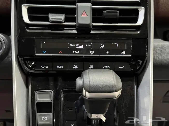 تويوتا اينوفا ستاندر رمادي بنزين 2026 اقل سعر كاش وبنوك 4